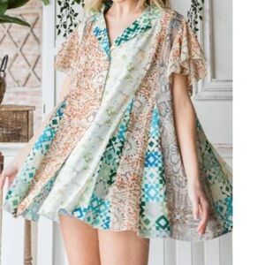 Oli & Hali multi Print Sheer button down Tunic Blouse